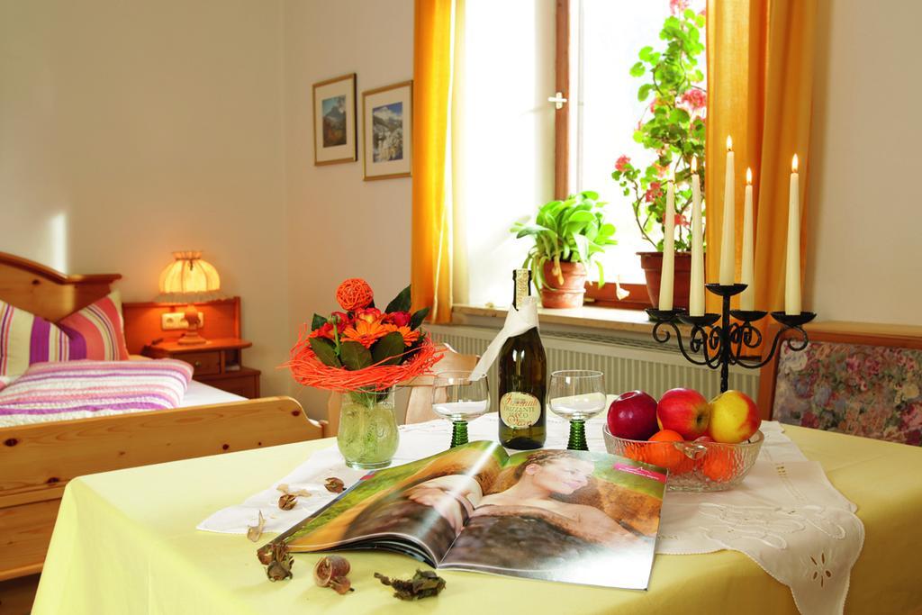 Gaestehaus Ethiko Ettal Habitación foto